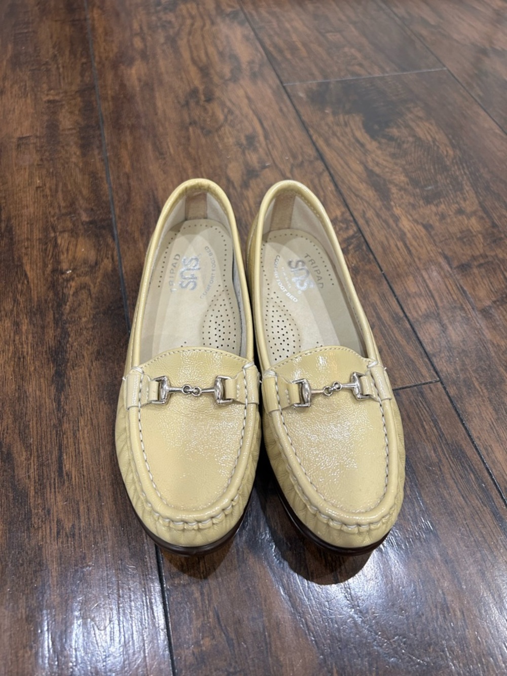 SAS Cream Leather Driving Loafers with Metal Bit